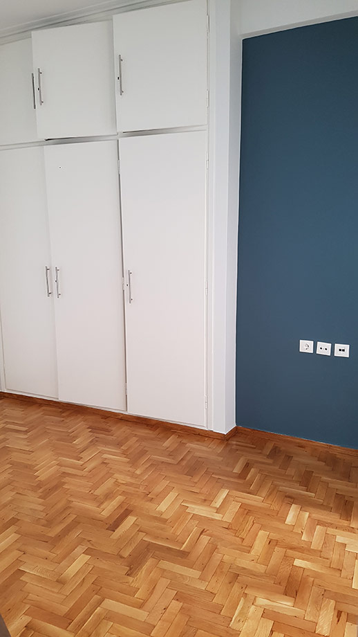 Αναπαλαίωση Παλαιάς Ξύλινης Ντουλάπας