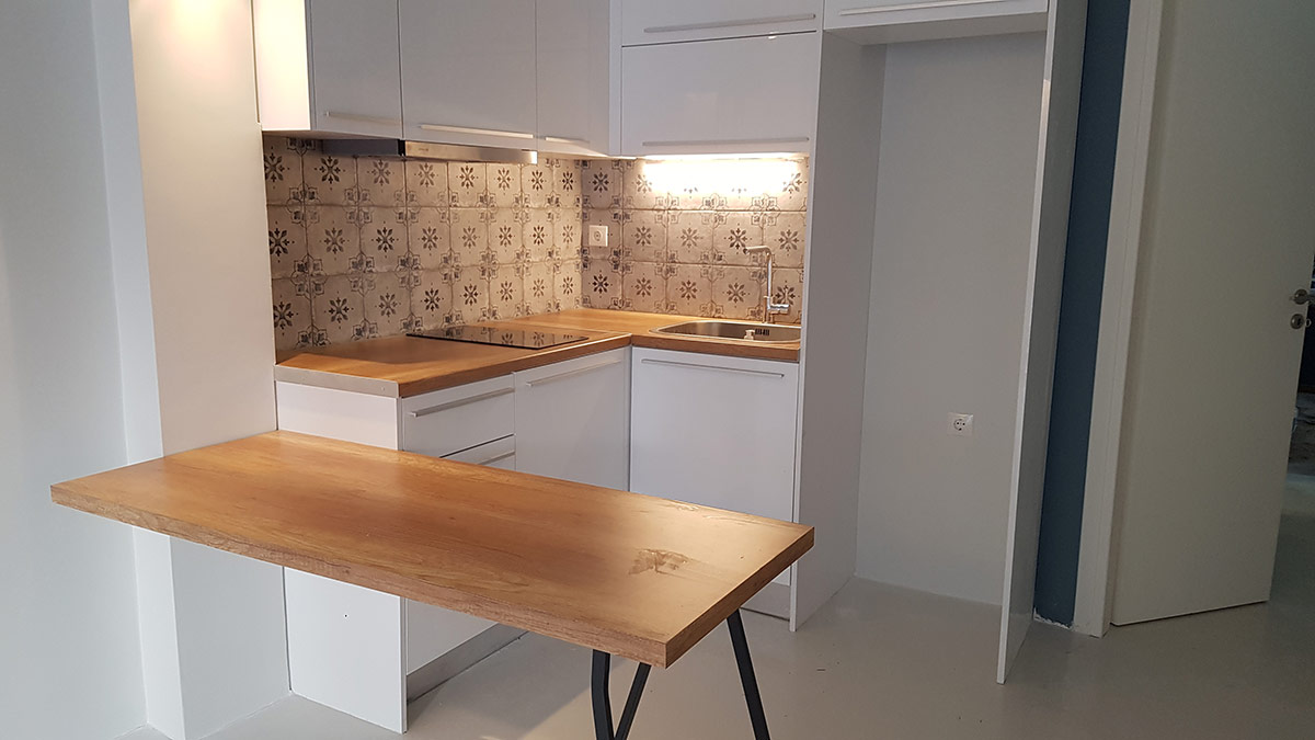 Ξύλινος Πάγκος στην Κουζίνα