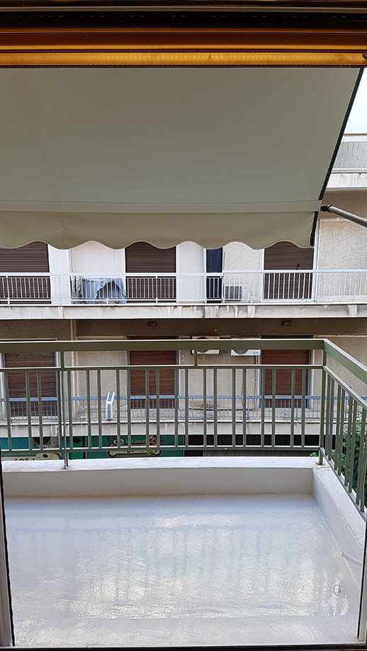 Πατητή Τσιμεντοκονία στο Μπαλκόνι