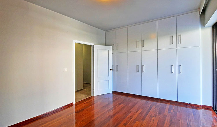 Αναπαλαίωση παλαιού ξύλινου πατώματος