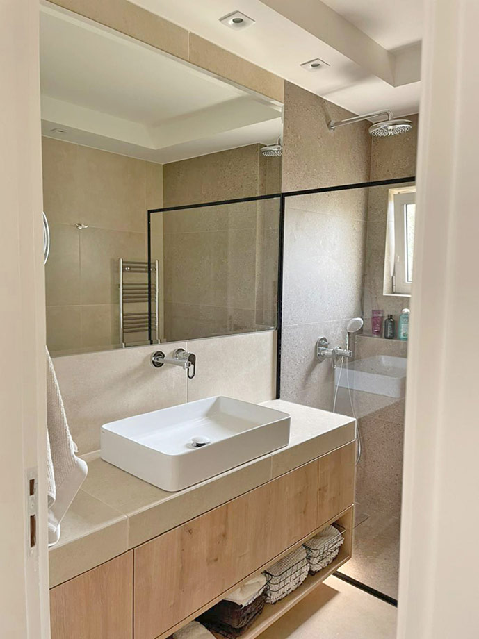 washbasin cabinet with built-in bench