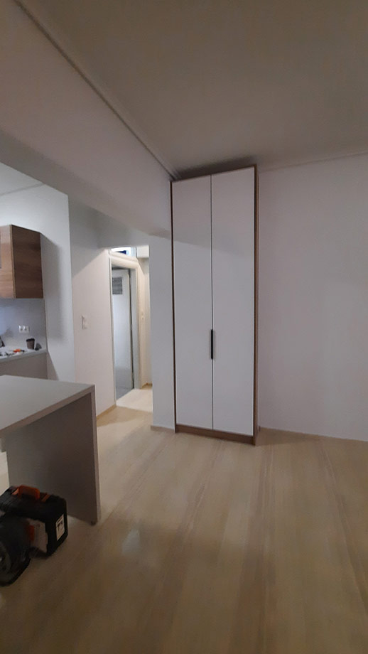 Κατασκευή Ανοιγόμενης Ντουλάπας