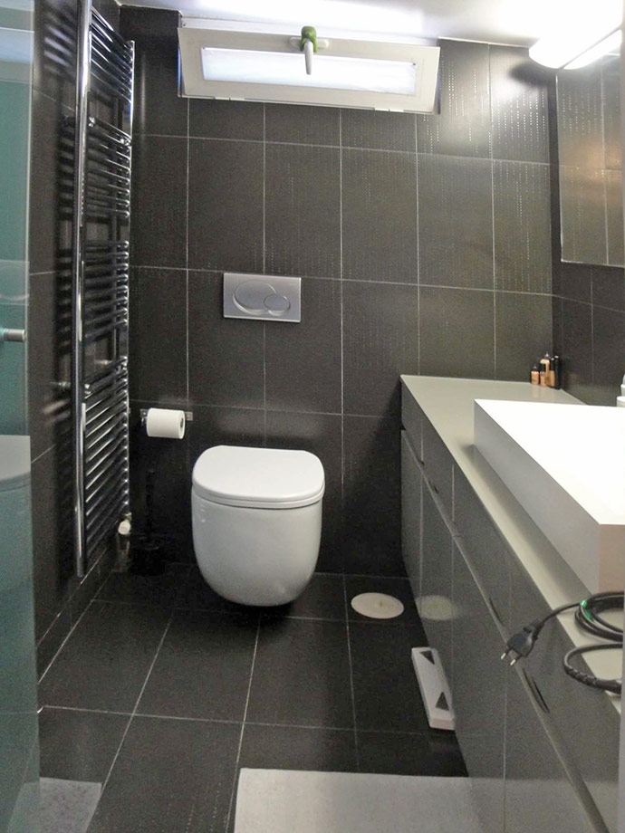 Κρεμαστό Έπιπλο Μπάνιου από Λάκα Γκρί