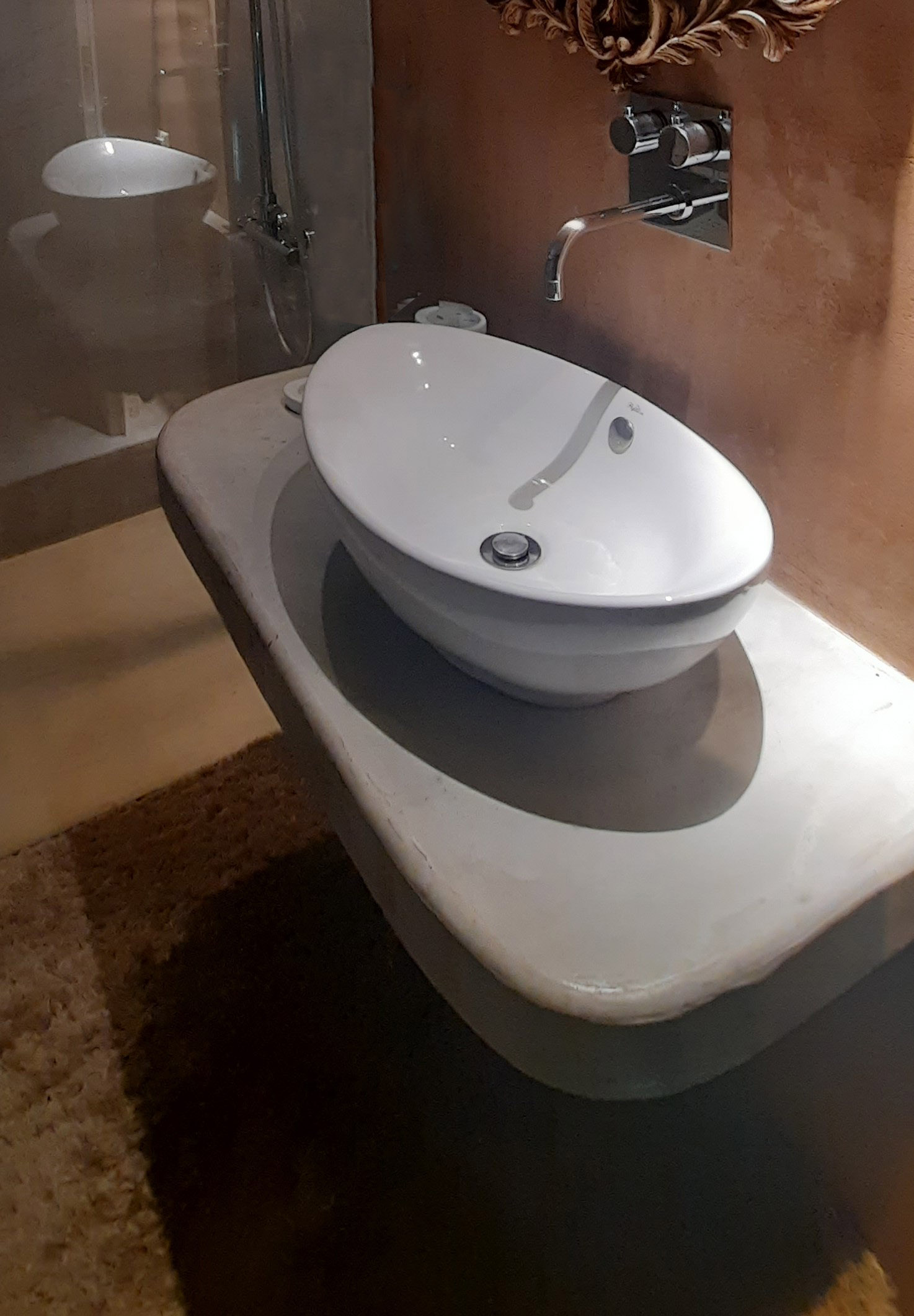 Χτιστός πάγκος νησιότικος