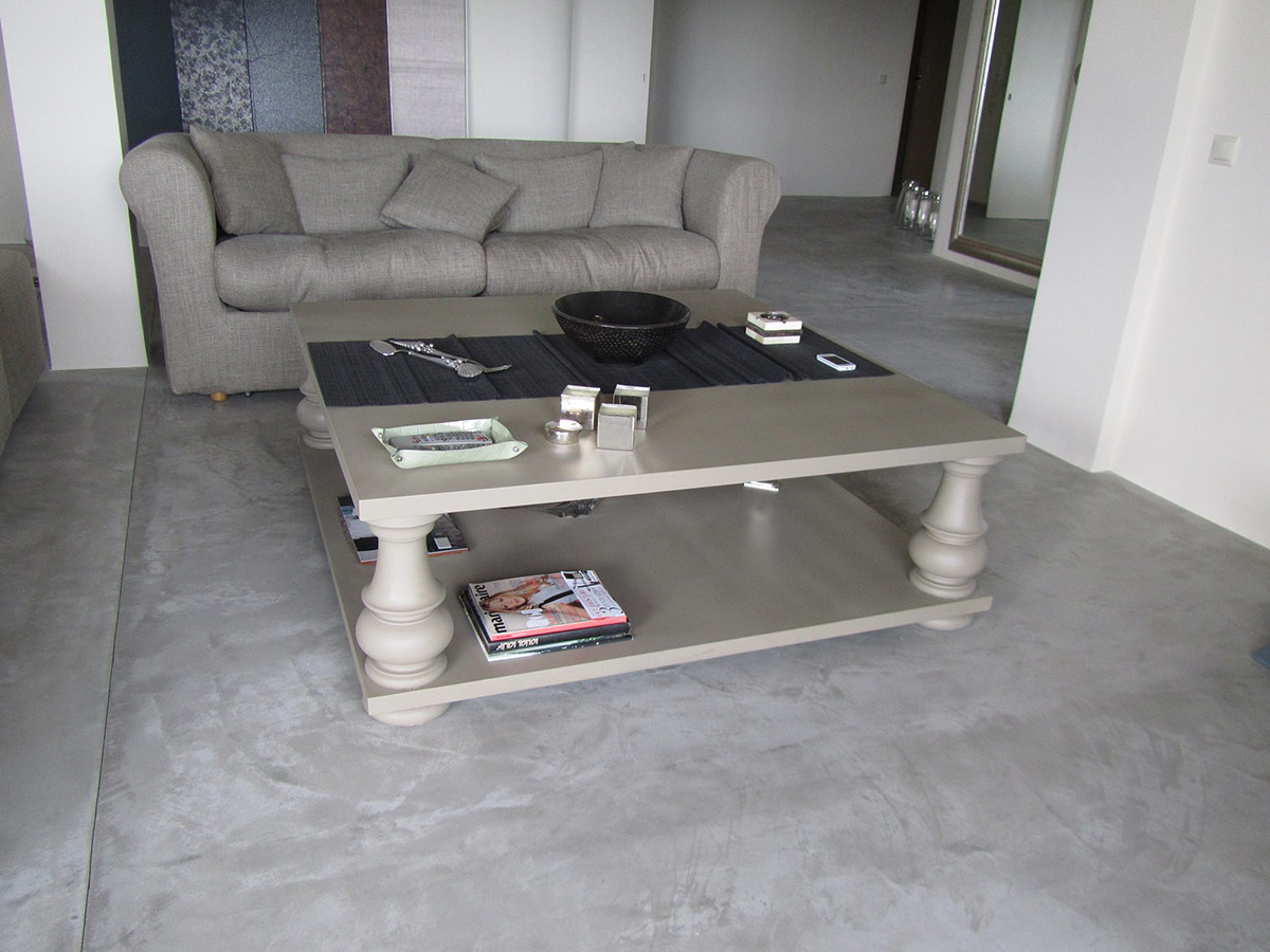 Τραπέζι Αντίκα σε Βαφή Λάκα Γκρί