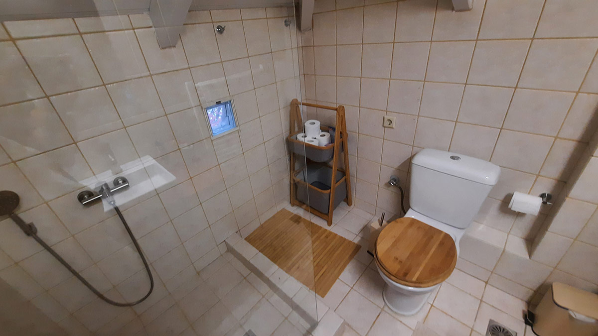 Ανακαίνιση WC Σοφίτας