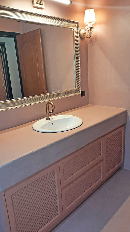 Σχεδίαση και Κατασκευή Ξύλινου Επίπλου απο Λάκα με Καφασοτά Πορτάκια