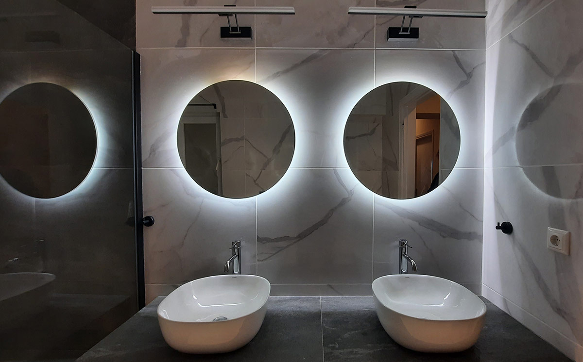 Atmosferikos Fotismos Sto Mpanio