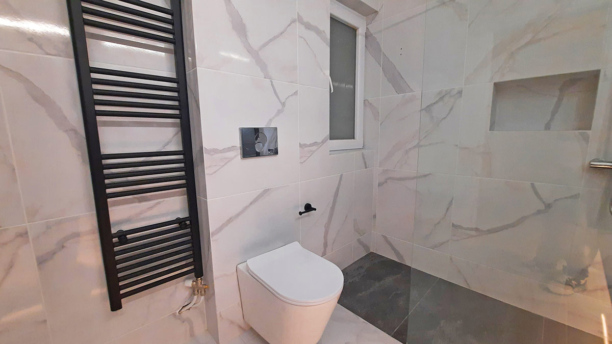 Δημιουργία Εσοχής στην Ντουζιέρα για Σαμπουάν