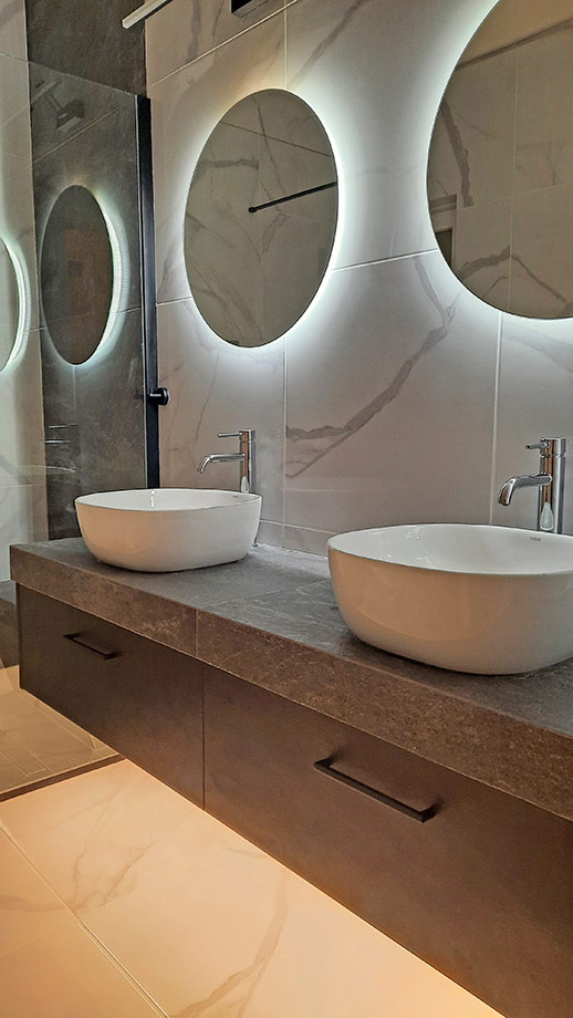 Κρεμαστό Ξύλινο Έπιπλο με Συρτάρια και Κρυφό Φωτισμό Led στον Πάτο