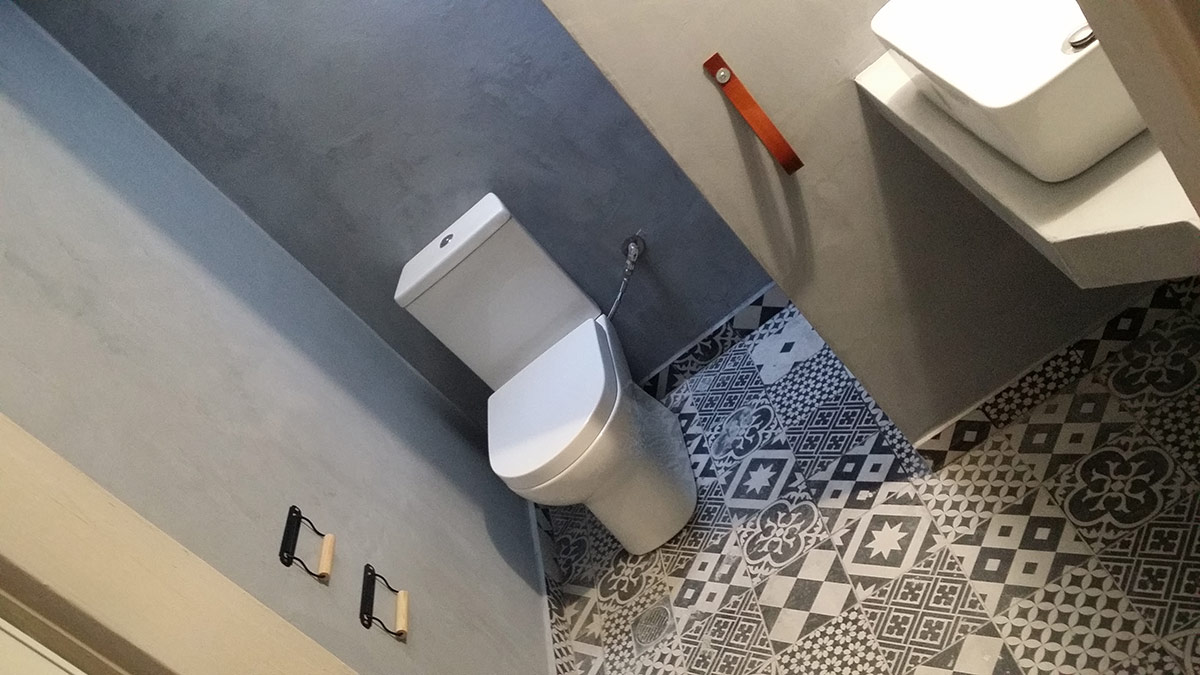 Ανακαίνιση Τουαλέτας και Δερμάτινες Θήκες