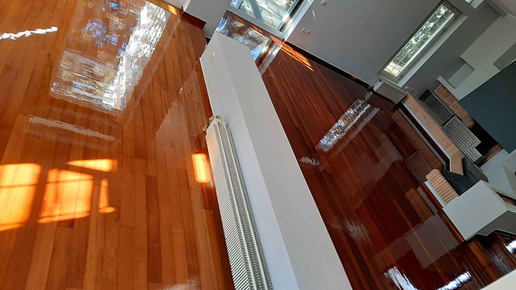 Επισκευή παλιού ξύλινου πατώματος