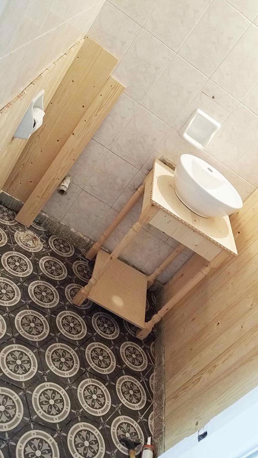 Κατασκευή Επίπλου Νιπτήρα με Ξύλινα Πόδια και Κόντρα Πλακέ