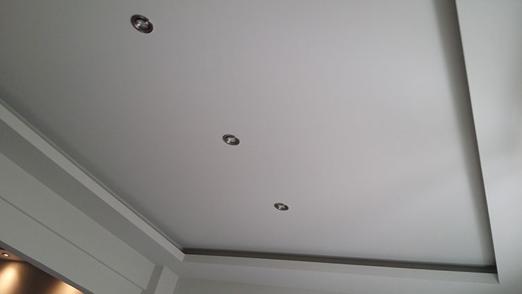 Κατασκευή Ψευδοροφής από Γυψοσανίδες Με Κούτελα για Κρυφό Φωτισμό