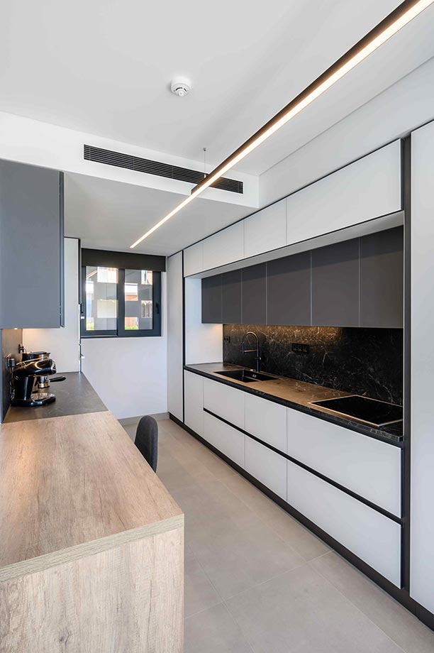 Γραμμικός φωτισμός κουζίνας