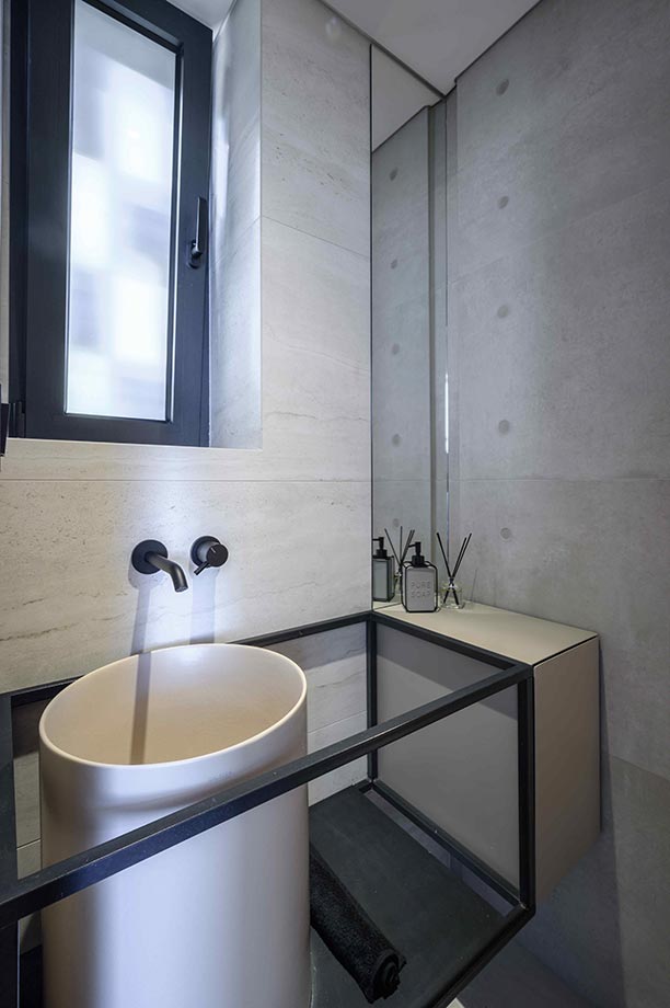 Κυλινδρικός νιπτήρας μπάνιου