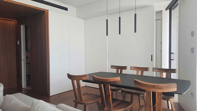 Συρόμενες πόρτες κουζίνας με κρυφό μηχανισμό