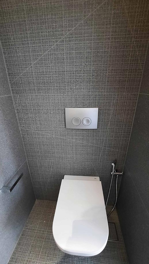 WC με πλακάκι Textile σε γκρί χρώμα